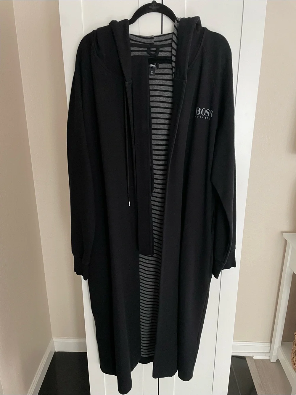 Boss Black Long Hooded Open Cardigan Style Robe - Picture 1 of 2